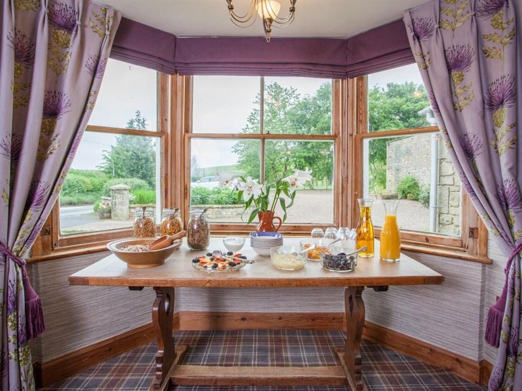 The Coach House Crookham Otel Crookham  Dış mekan fotoğraf